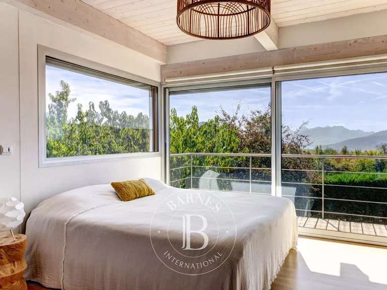 Maison Annecy - 5 chambres - 340m²