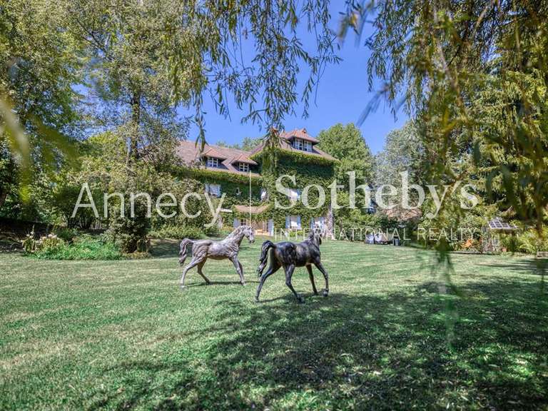 Maison Annecy - 5 chambres - 650m²