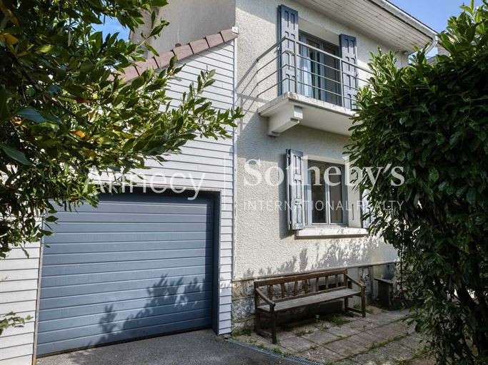 Maison Annecy - 3 chambres - 123m²