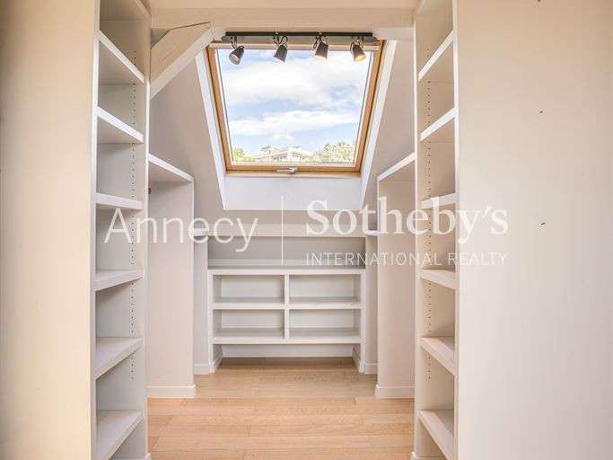 Maison Annecy - 3 chambres - 123m²