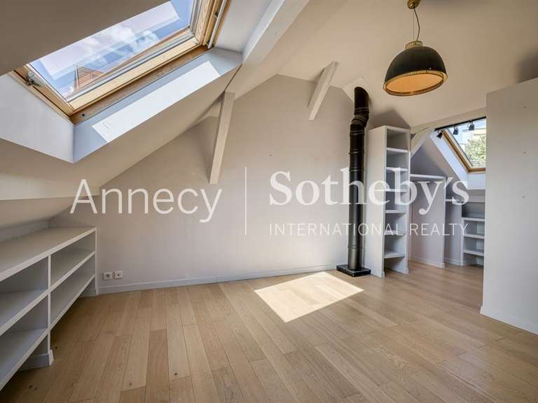 Maison Annecy - 3 chambres - 123m²