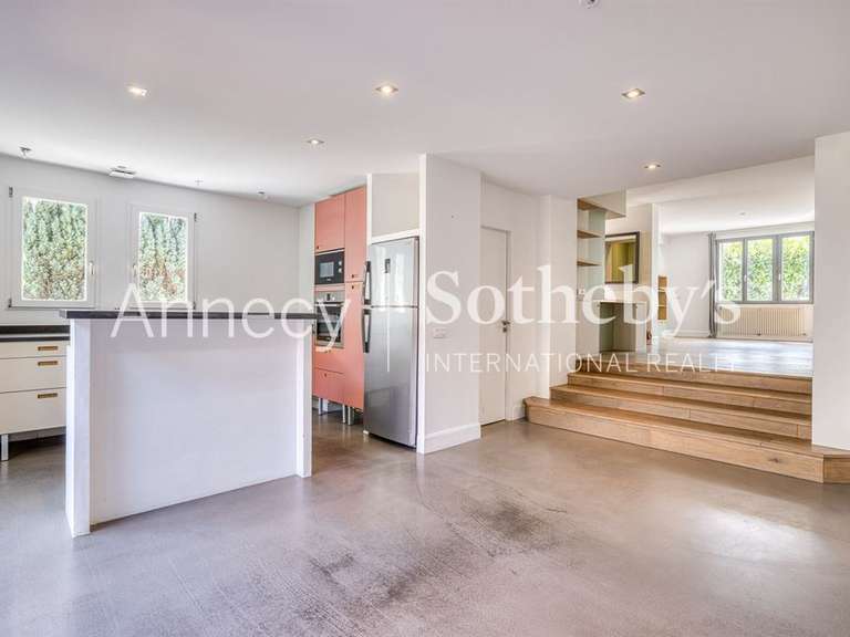 Maison Annecy - 3 chambres - 123m²
