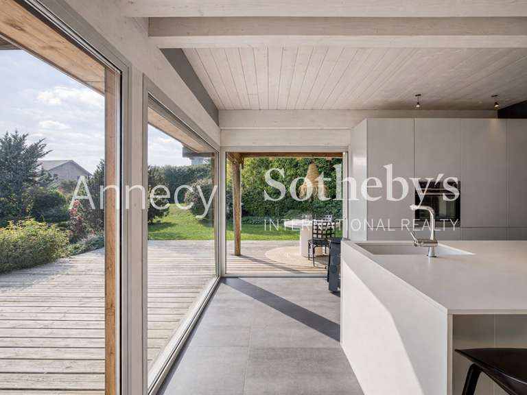 House Annecy - 5 bedrooms - 340m²