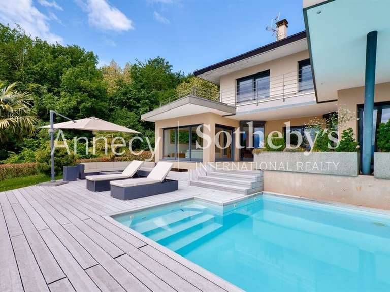 House Annecy - 3 bedrooms - 220m²