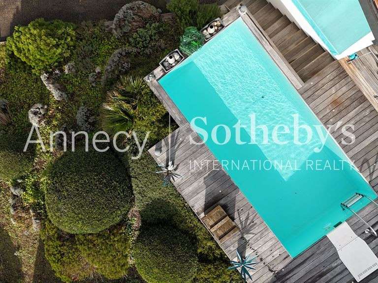 House Annecy - 5 bedrooms - 230m²