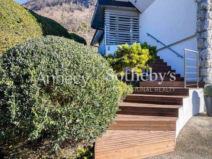House Annecy - 5 bedrooms - 230m²