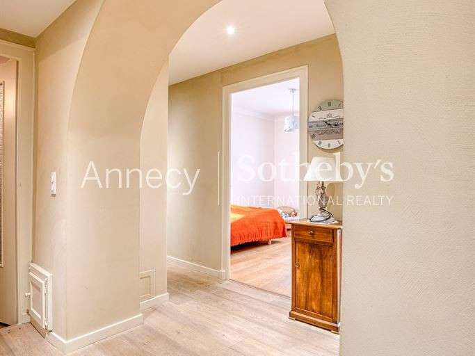 House Annecy - 6 bedrooms - 215m²