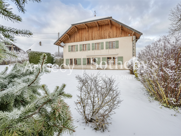 House Annecy - 6 bedrooms - 215m²
