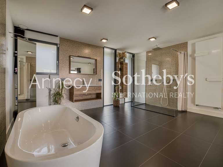 Maison Annecy - 5 chambres - 300m²