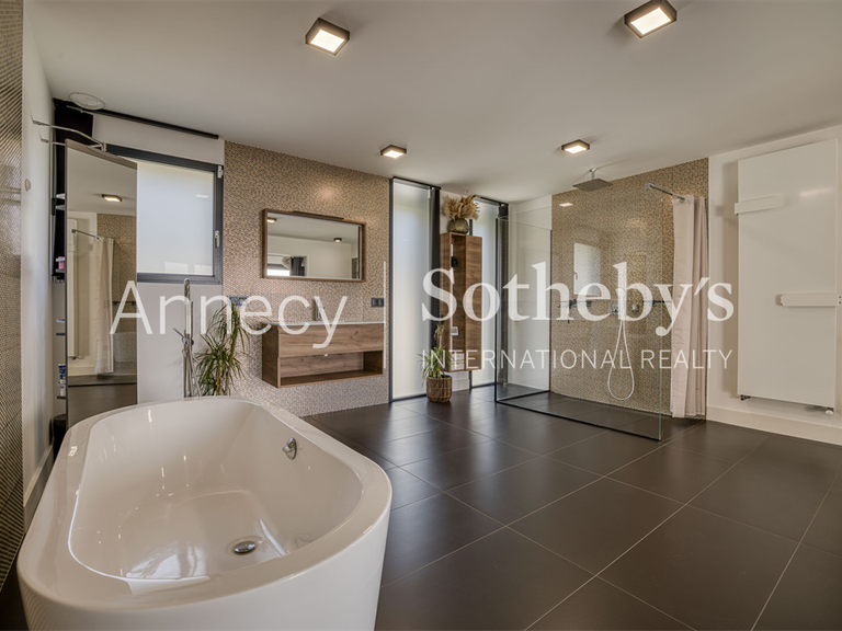 Maison Annecy - 5 chambres - 300m²