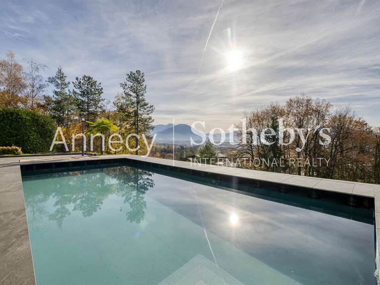 Maison Annecy - 5 chambres - 300m²