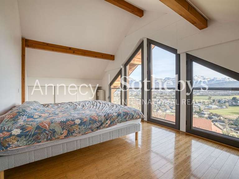 Maison Annecy - 3 chambres - 212m²