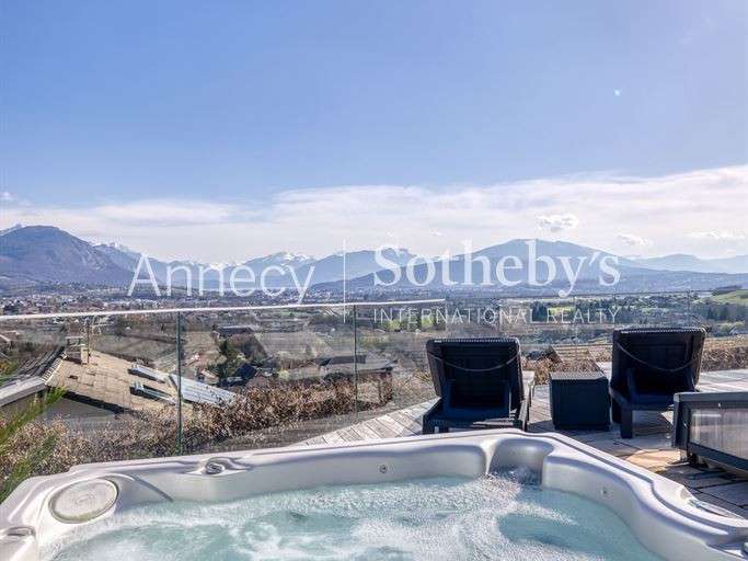 House Annecy - 3 bedrooms - 240m²