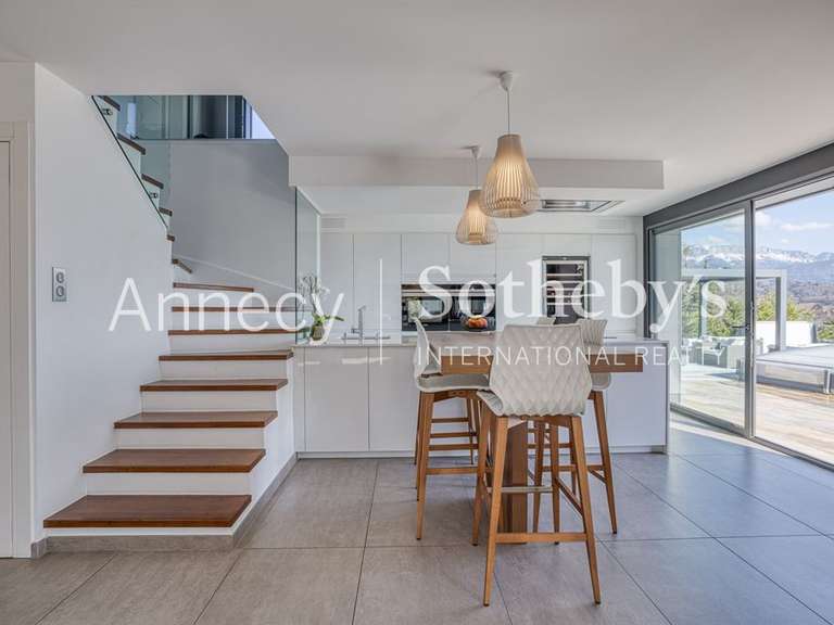 House Annecy - 3 bedrooms - 240m²