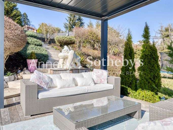 House Annecy - 3 bedrooms - 240m²