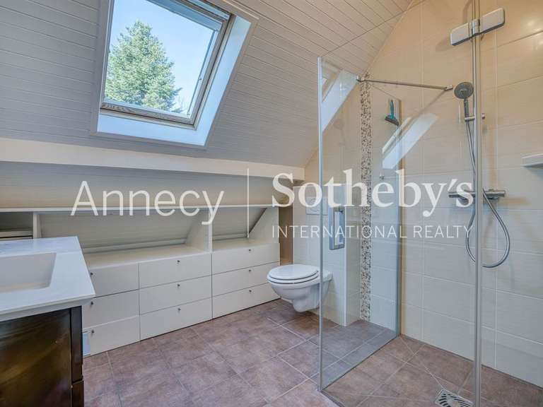 House Annecy - 3 bedrooms - 240m²