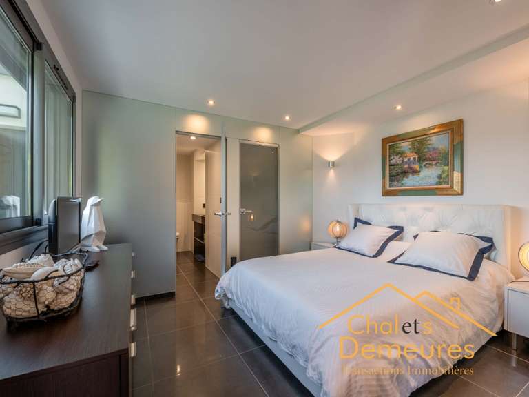 House Annecy - 5 bedrooms - 600m²