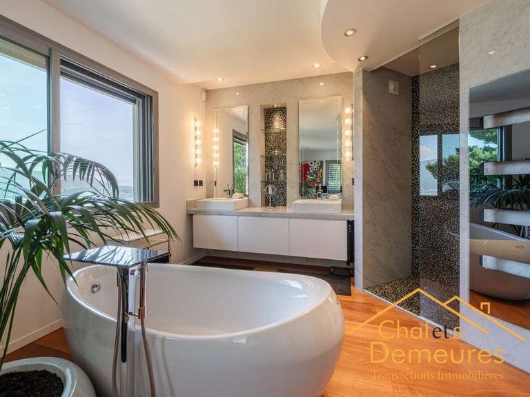 Maison Annecy - 5 chambres - 600m²