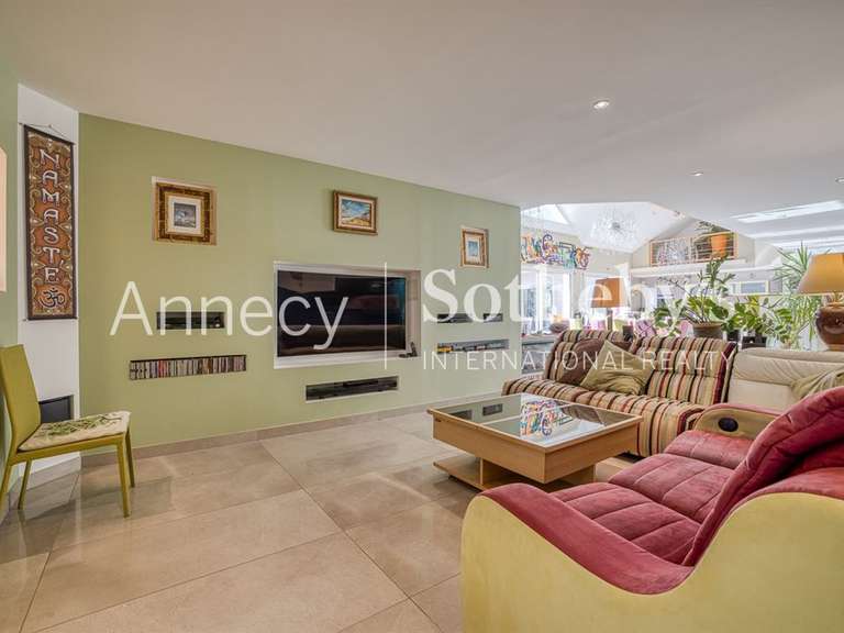 House Annecy - 5 bedrooms - 660m²