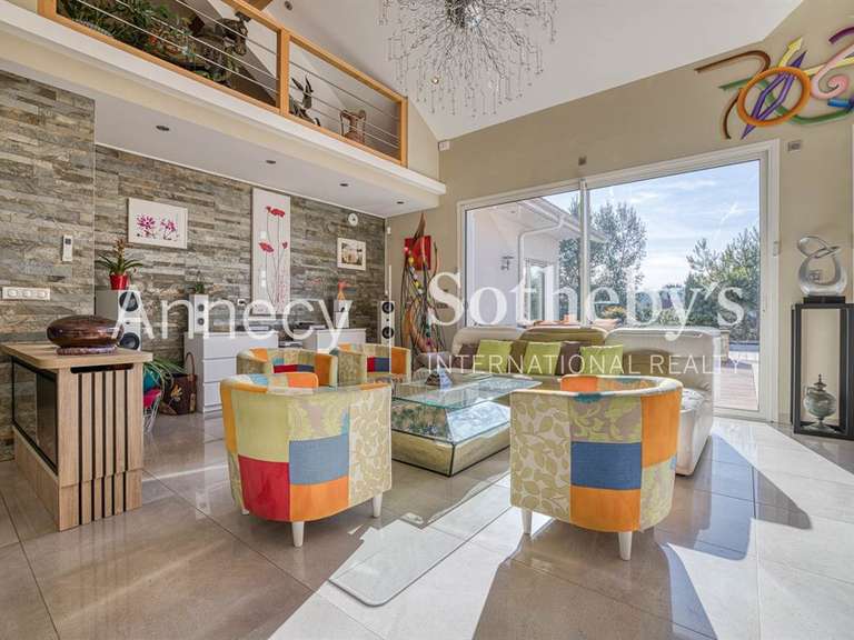 Maison Annecy - 5 chambres - 660m²