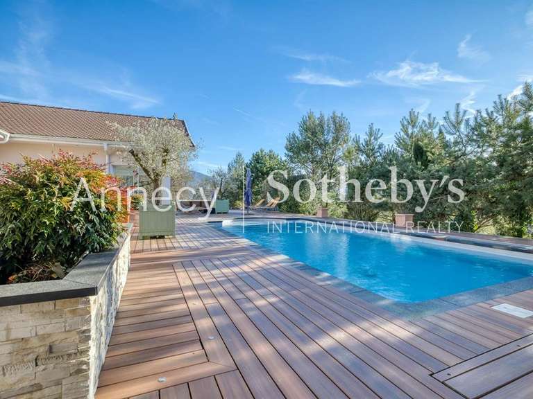 Maison Annecy - 5 chambres - 660m²