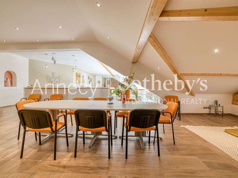 Maison Annecy - 5 chambres - 660m²
