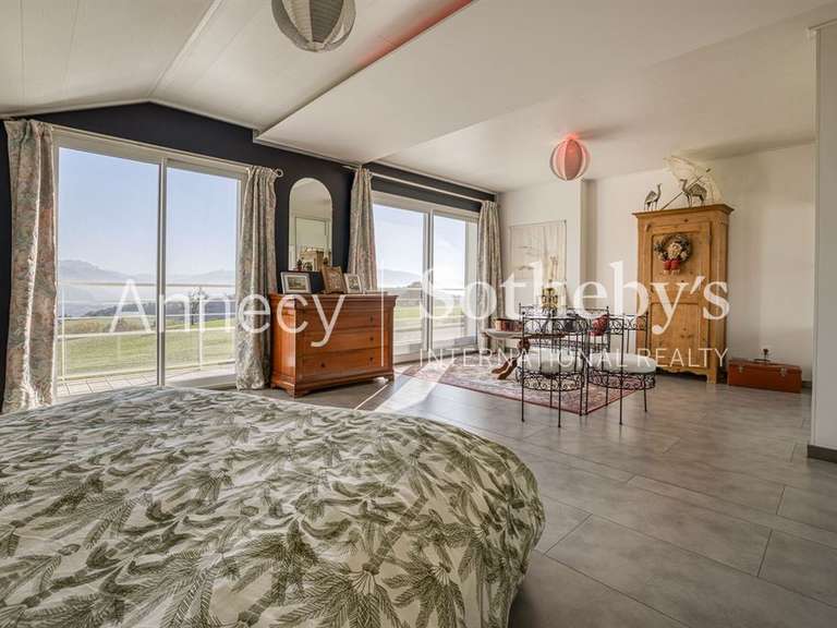 House Annecy - 5 bedrooms - 230m²
