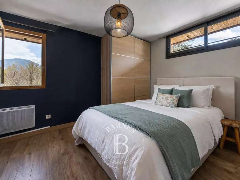 Maison Annecy - 3 chambres - 128m²