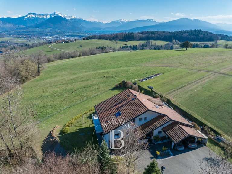 Maison Annecy - 5 chambres - 182m²