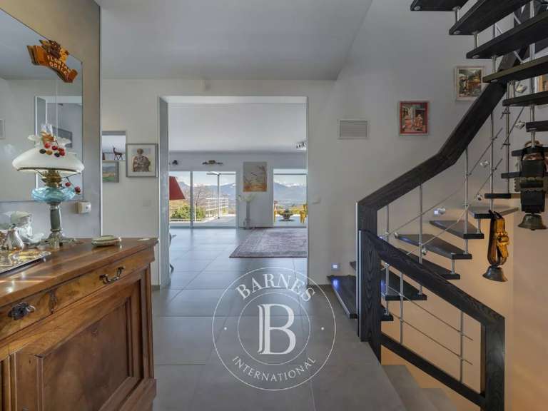 Maison Annecy - 5 chambres - 229m²