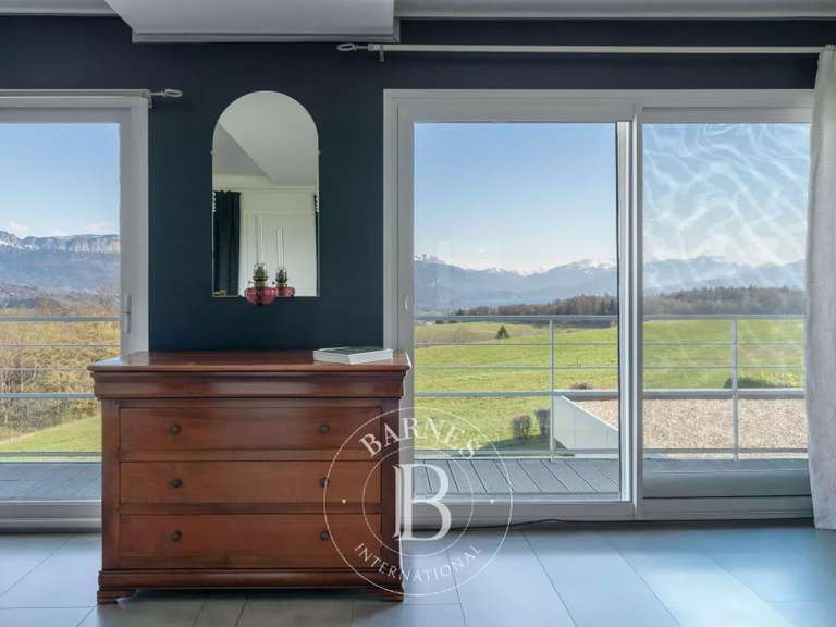Maison Annecy - 5 chambres - 229m²