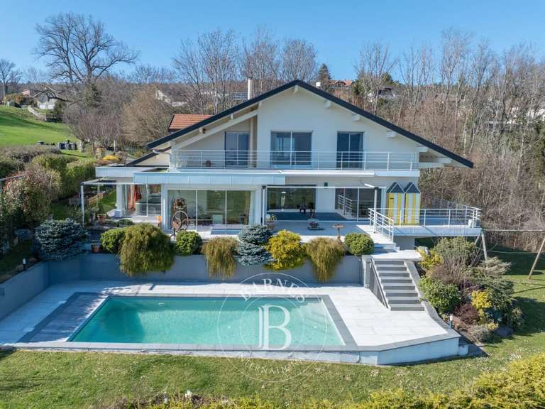 Maison Annecy - 5 chambres - 182m²