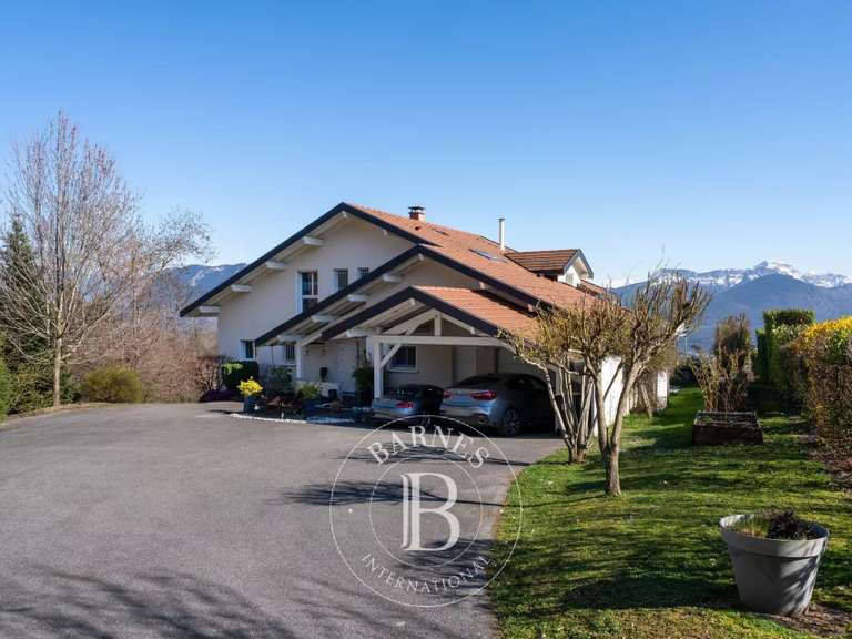 Maison Annecy - 5 chambres - 229m²