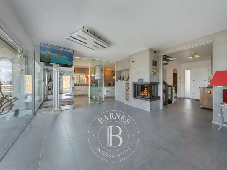 Maison Annecy - 5 chambres - 229m²