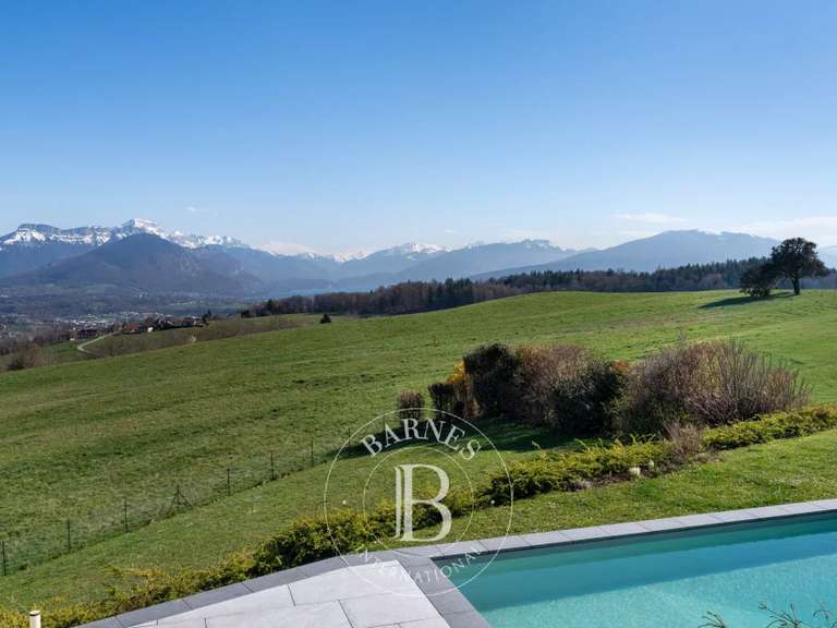 Maison Annecy - 5 chambres - 229m²