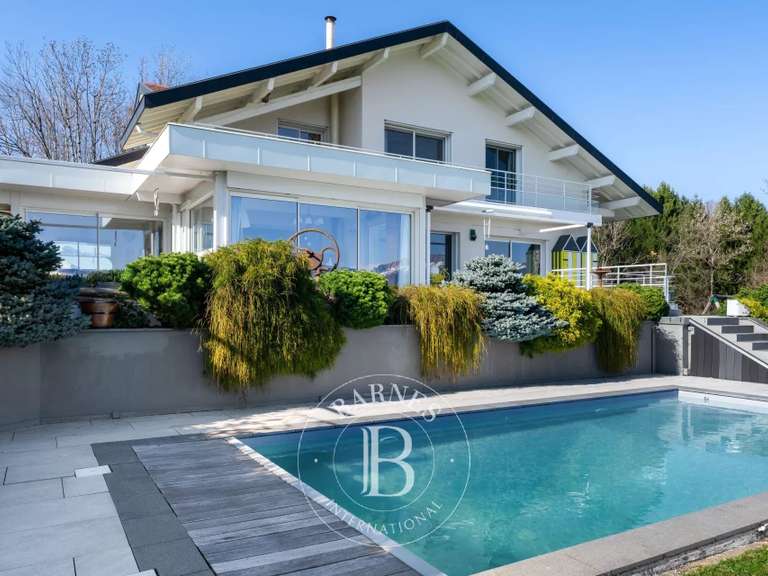 Maison Annecy - 5 chambres - 229m²