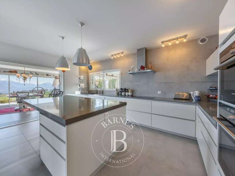 Maison Annecy - 5 chambres - 229m²