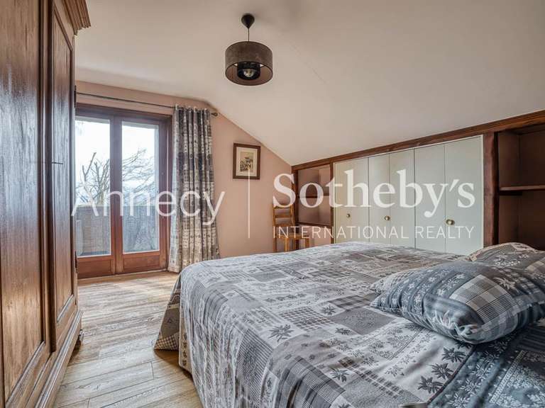 Maison Annecy - 5 chambres - 226m²