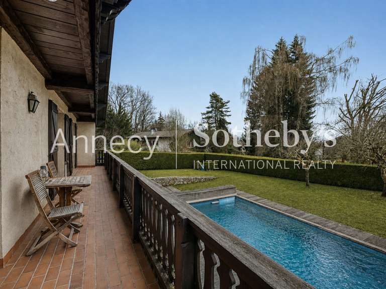 Maison Annecy - 5 chambres - 226m²