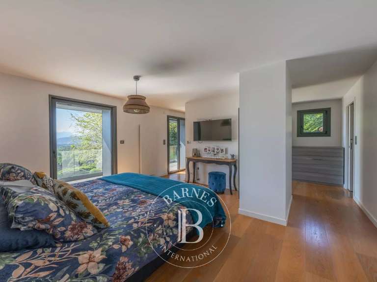 Maison Annecy - 4 chambres - 174m²