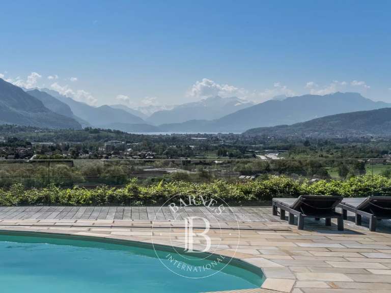 Maison Annecy - 4 chambres - 174m²