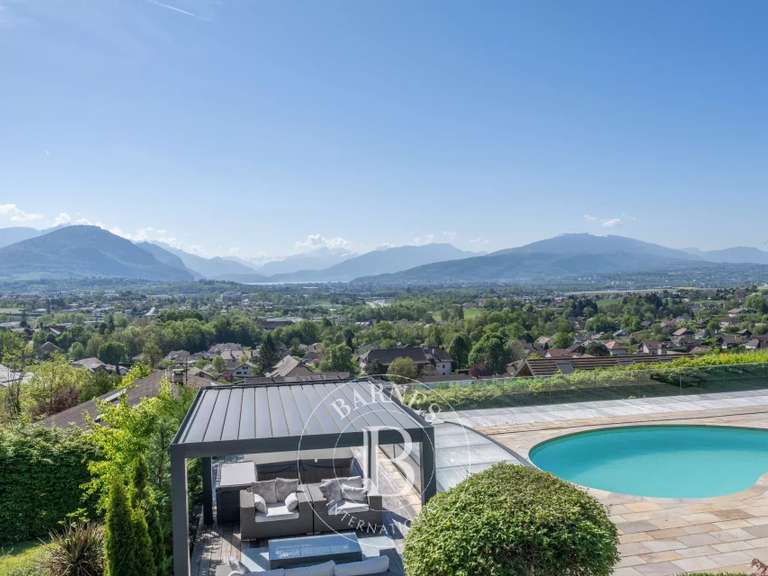 Maison Annecy - 4 chambres - 174m²