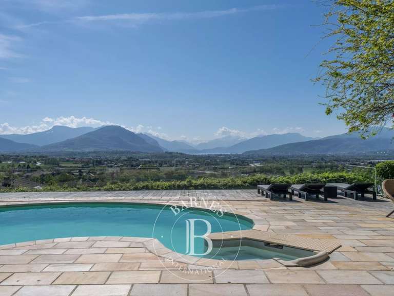 Maison Annecy - 4 chambres - 174m²