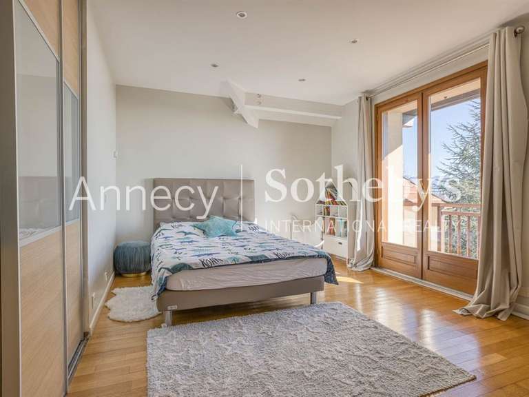 Maison Annecy - 4 chambres - 300m²