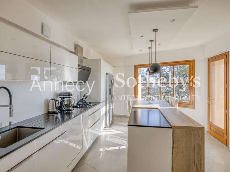 Maison Annecy - 4 chambres - 300m²