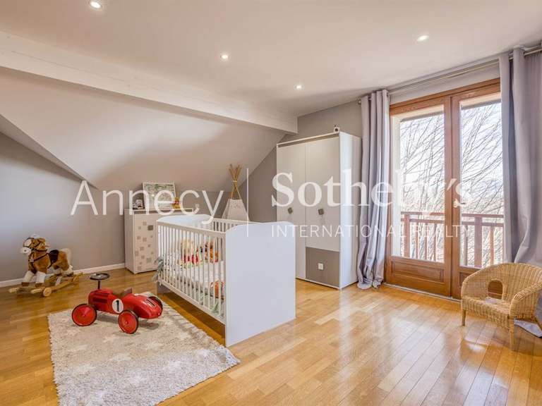 Maison Annecy - 4 chambres - 300m²