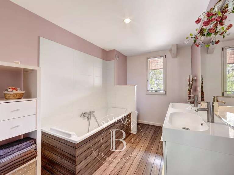 Maison Annecy - 4 chambres - 165m²