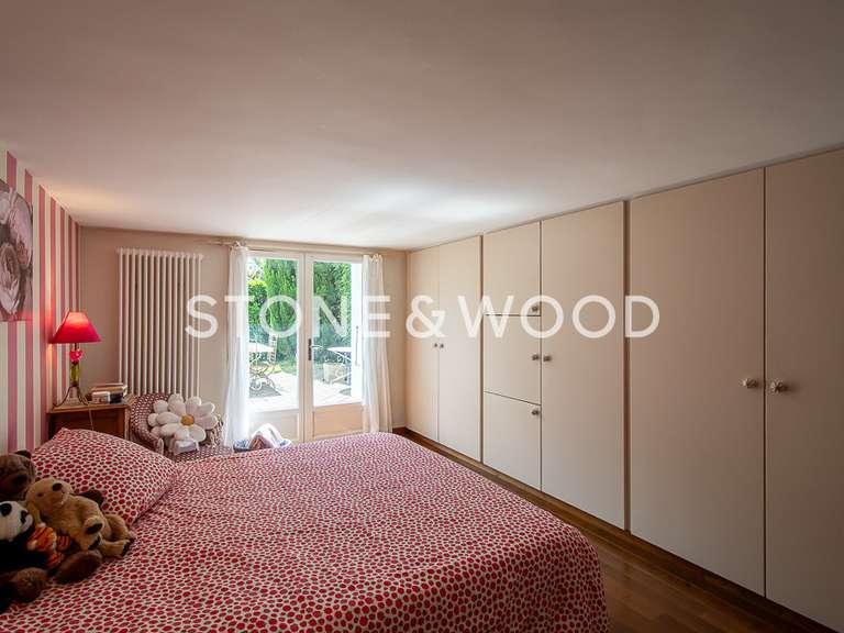 Maison Annecy - 4 chambres - 221m²
