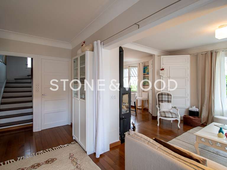 Maison Annecy - 4 chambres - 221m²