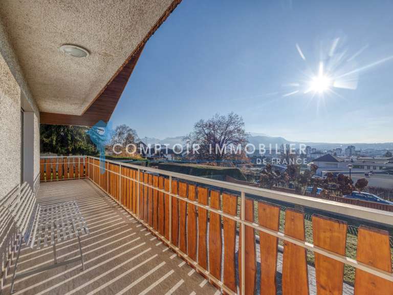 Maison Annecy - 6 chambres - 268m²